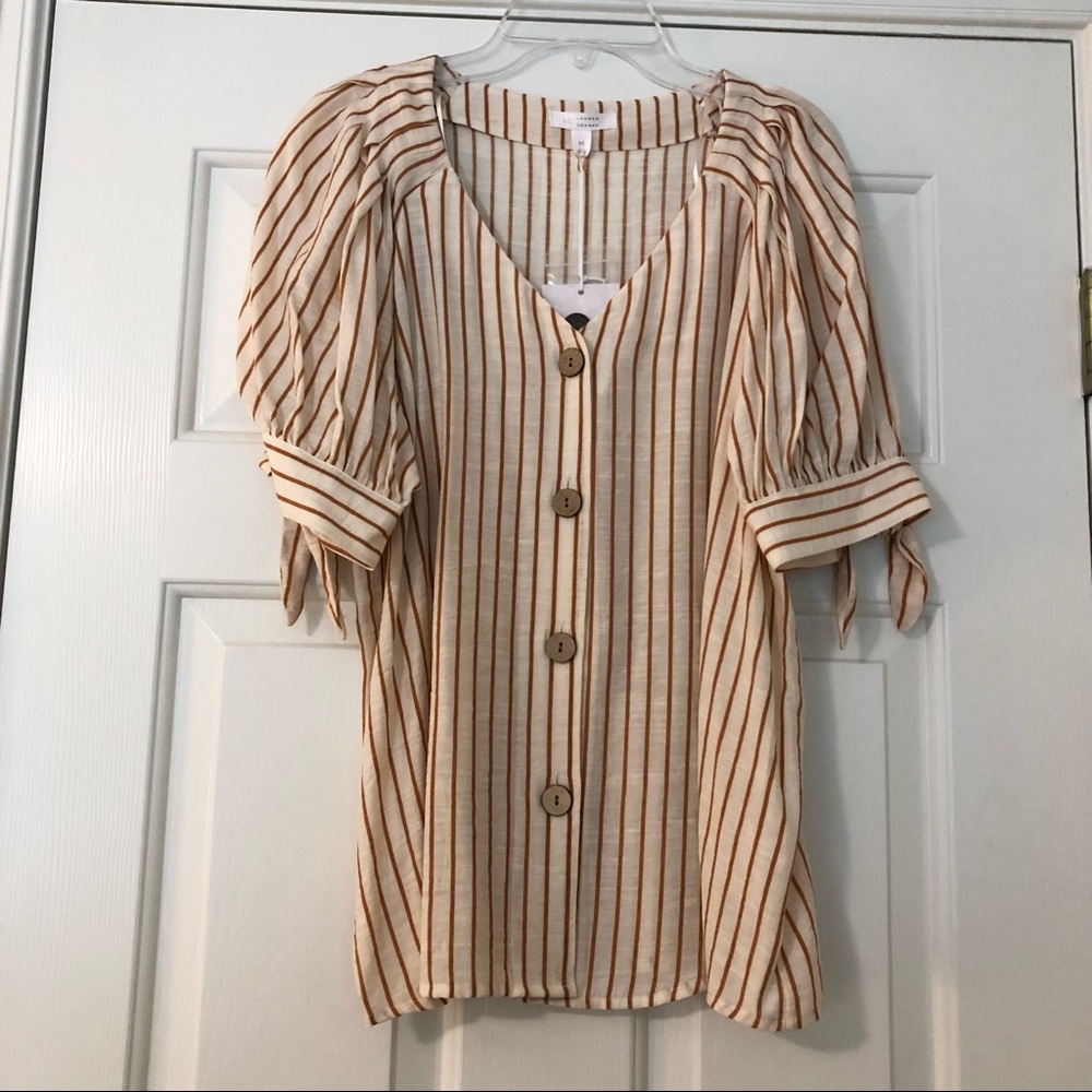 NWT Lauren Conrad Top